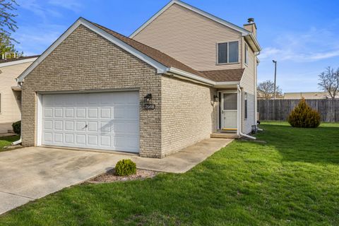 Photo of 2918 Sierra Drive #2918, Champaign, IL 61822 (MLS # 12608378)