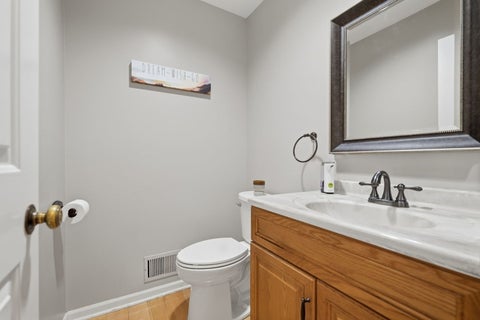 Tiny photo for 1 The Court of Harbinger Falls, Northbrook, IL 60062 (MLS # 12682298)