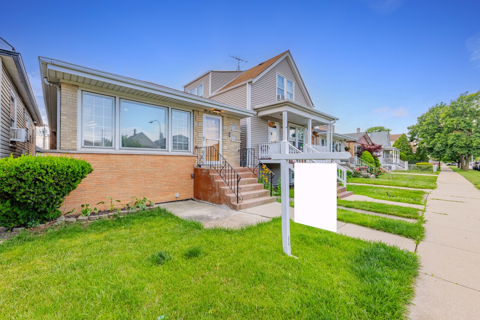5631 W 64th Place