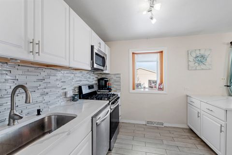 Tiny photo for 17126 Central Park Avenue, Hazel Crest, IL 60429 (MLS # 12526749)