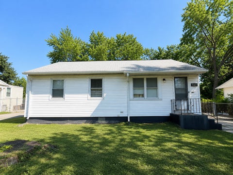 Photo of 427 E Birch Drive, Glenwood, IL 60425 (MLS # 12712058)