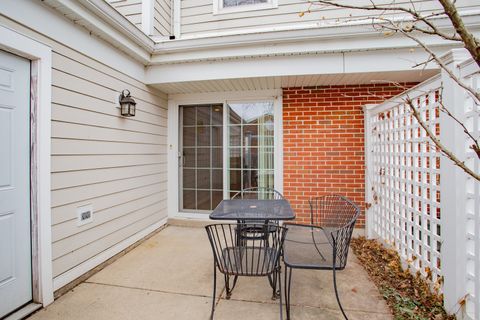Tiny photo for 1410 Pebblecreek Drive, Glenview, IL 60025 (MLS # 12576457)