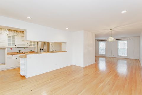 Tiny photo for 1410 Pebblecreek Drive, Glenview, IL 60025 (MLS # 12576457)