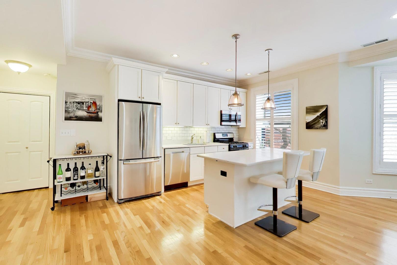 1701 N Crilly Court 2E