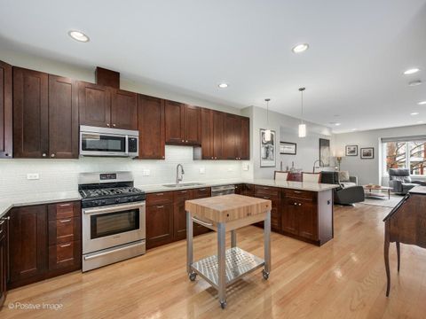 Tiny photo for 105 HOME Avenue, Oak Park, IL 60302 (MLS # 12551793)