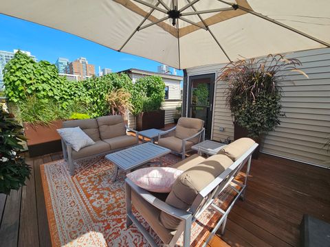 Tiny photo for 105 HOME Avenue, Oak Park, IL 60302 (MLS # 12551793)