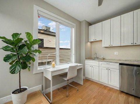 Tiny photo for 105 HOME Avenue, Oak Park, IL 60302 (MLS # 12551793)