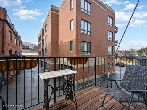 Tiny photo for 105 HOME Avenue, Oak Park, IL 60302 (MLS # 12551793)