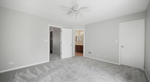 Tiny photo for 637 Lincoln Station Drive, Oswego, IL 60543 (MLS # 12721801)