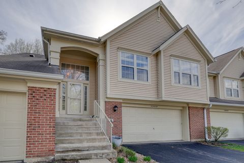Photo of Warrenville, IL 60555 (MLS # 12612200)