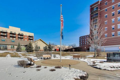 Tiny photo for 1650 Riverwoods Drive #706, Melrose Park, IL 60160 (MLS # 12564678)