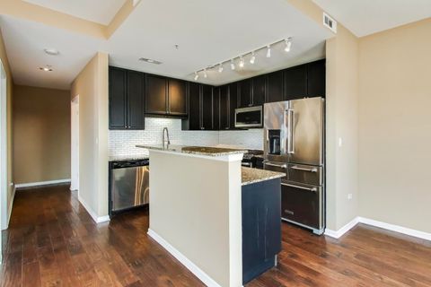 Tiny photo for 1650 Riverwoods Drive #706, Melrose Park, IL 60160 (MLS # 12564678)