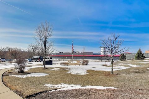 Tiny photo for 1650 Riverwoods Drive #706, Melrose Park, IL 60160 (MLS # 12564678)