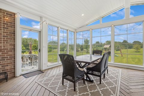 Tiny photo for 28 Shenandoah Circle, South Barrington, IL 60010 (MLS # 12489030)