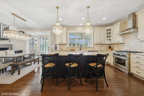 Tiny photo for 28 Shenandoah Circle, South Barrington, IL 60010 (MLS # 12489030)