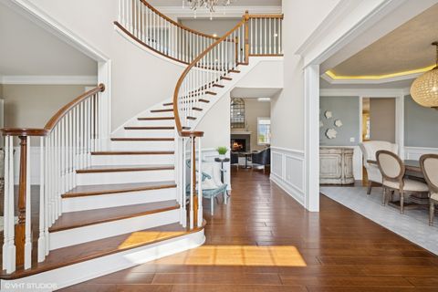 Tiny photo for 28 Shenandoah Circle, South Barrington, IL 60010 (MLS # 12489030)