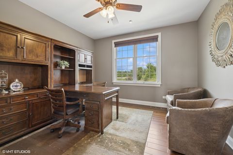 Tiny photo for 28 Shenandoah Circle, South Barrington, IL 60010 (MLS # 12489030)