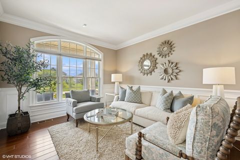 Tiny photo for 28 Shenandoah Circle, South Barrington, IL 60010 (MLS # 12489030)