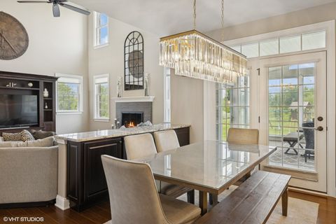 Tiny photo for 28 Shenandoah Circle, South Barrington, IL 60010 (MLS # 12489030)
