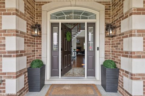 Tiny photo for 28 Shenandoah Circle, South Barrington, IL 60010 (MLS # 12489030)