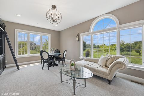 Tiny photo for 28 Shenandoah Circle, South Barrington, IL 60010 (MLS # 12489030)