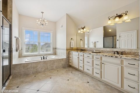 Tiny photo for 28 Shenandoah Circle, South Barrington, IL 60010 (MLS # 12489030)