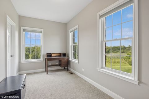 Tiny photo for 28 Shenandoah Circle, South Barrington, IL 60010 (MLS # 12489030)