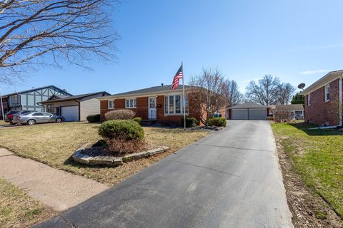 Tiny photo for 3610 30th Avenue, Rock Island, IL 61201 (MLS # 12601915)