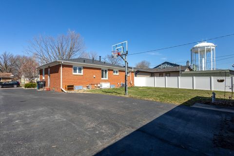 Tiny photo for 3610 30th Avenue, Rock Island, IL 61201 (MLS # 12601915)