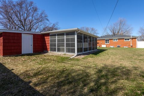 Tiny photo for 3610 30th Avenue, Rock Island, IL 61201 (MLS # 12601915)