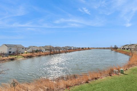 Tiny photo for 1274 Hawk Hollow Drive, Yorkville, IL 60560 (MLS # 12581446)