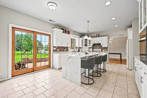 Tiny photo for 19057 S Saddlebrook Drive, Shorewood, IL 60404 (MLS # 12652527)