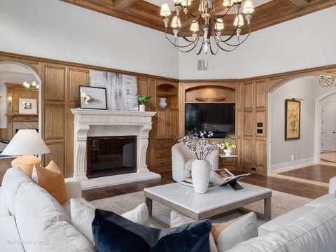 Tiny photo for 431 Woodland Park Court, Hinsdale, IL 60521 (MLS # 12653268)