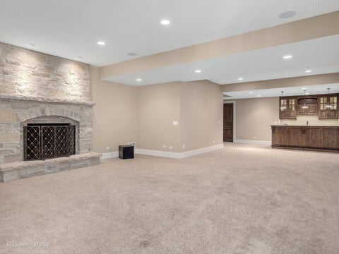 Tiny photo for 431 Woodland Park Court, Hinsdale, IL 60521 (MLS # 12653268)