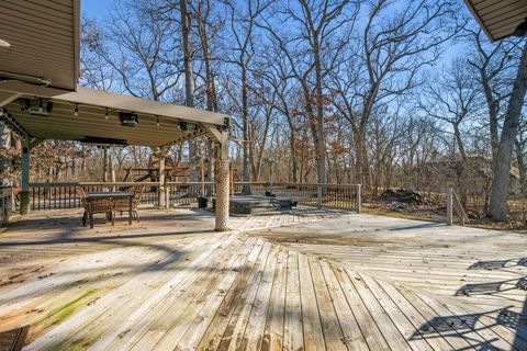Tiny photo for 431 Maplewood Drive, Barrington, IL 60010 (MLS # 12629644)