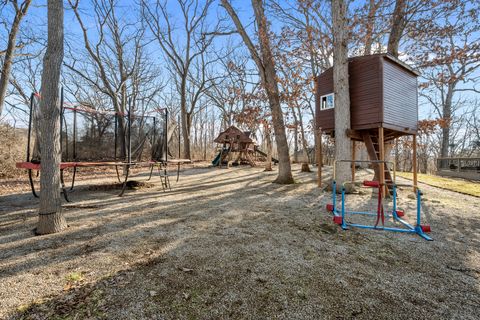 Tiny photo for 431 Maplewood Drive, Barrington, IL 60010 (MLS # 12629644)
