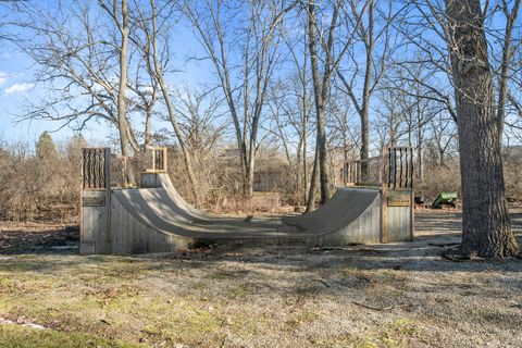 Tiny photo for 431 Maplewood Drive, Barrington, IL 60010 (MLS # 12629644)