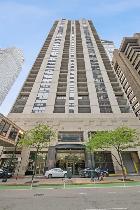 200 N Dearborn Street 1007 Chicago IL 60601