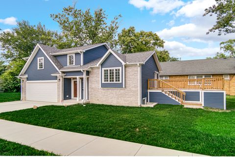 Tiny photo for 18462 Dixie Highway, Homewood, IL 60430 (MLS # 12580441)