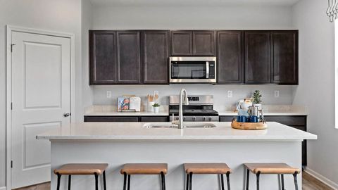 Tiny photo for 995 Sapphire Lane, Montgomery, IL 60538 (MLS # 12622626)