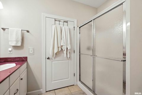 Tiny photo for 1227 E KIMBERLY Road, Bettendorf, IA 52722 (MLS # QC4269447)