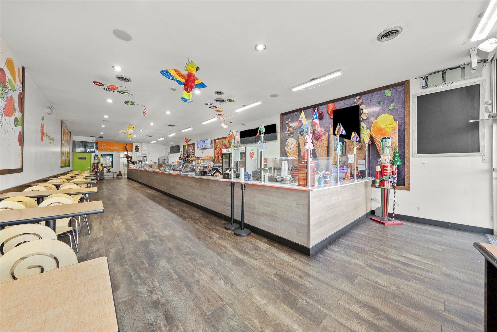 3739 W Fullerton Avenue