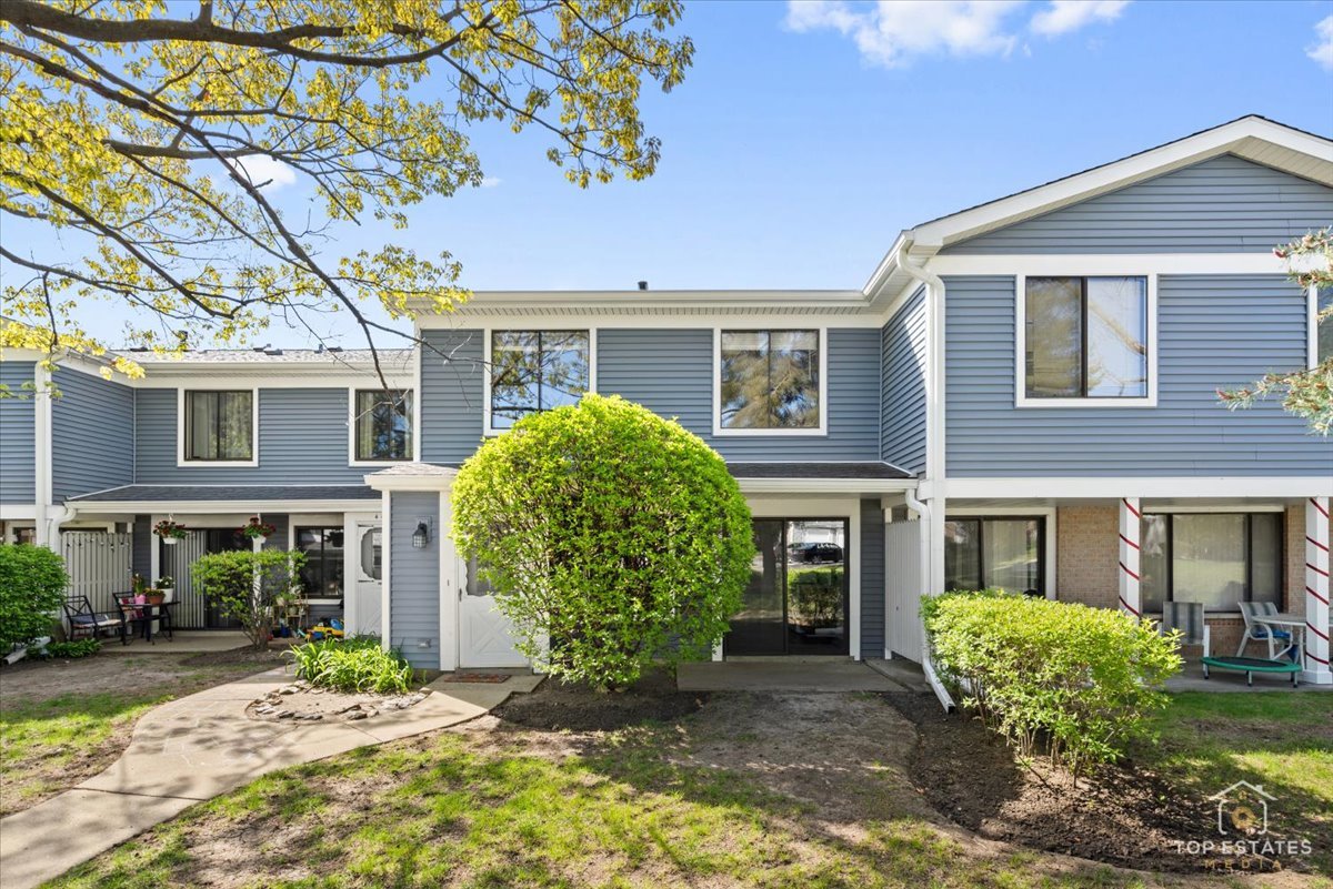 452 Harrison Court