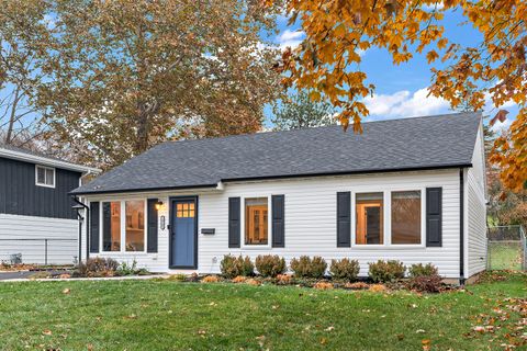 Tiny photo for 14705 Holly Court, Orland Park, IL 60462 (MLS # 12510024)