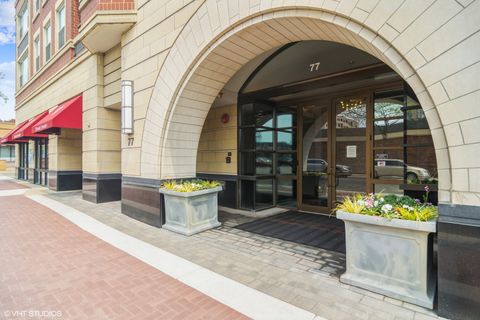 Photo of 77 S Evergreen Avenue #606, Arlington Heights, IL 60005 (MLS # 12543244)