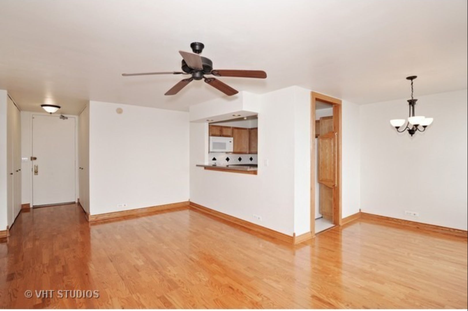 655 W Irving Park Road 1115
