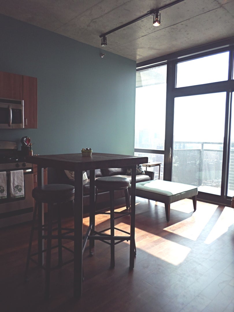 235 W Van Buren Street 4007
