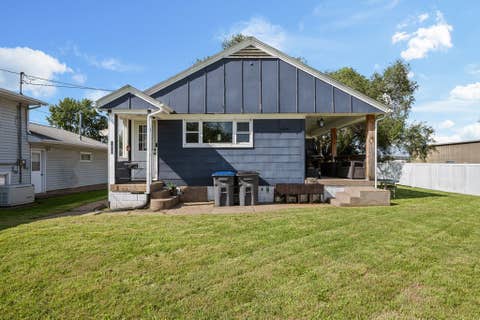 Tiny photo for 520 9TH Avenue W, Milan, IL 61264 (MLS # 12736823)