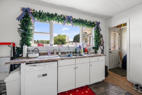 Tiny photo for 520 9TH Avenue W, Milan, IL 61264 (MLS # 12736823)
