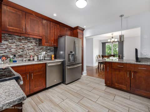 Tiny photo for 453 RAINTREE Drive #4C, Glen Ellyn, IL 60137 (MLS # 12703782)